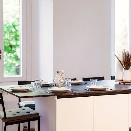 Apartmán Lucia Cozy Flat At Few Steps By *