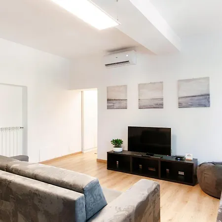 Apartamento Lucia Cozy Flat At Few Steps By