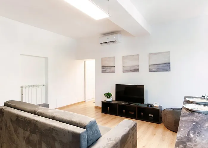 Appartement Lucia Cozy Flat At Few Steps By