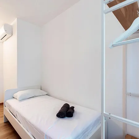 Apartment Lucia Cozy Flat At Few Steps By